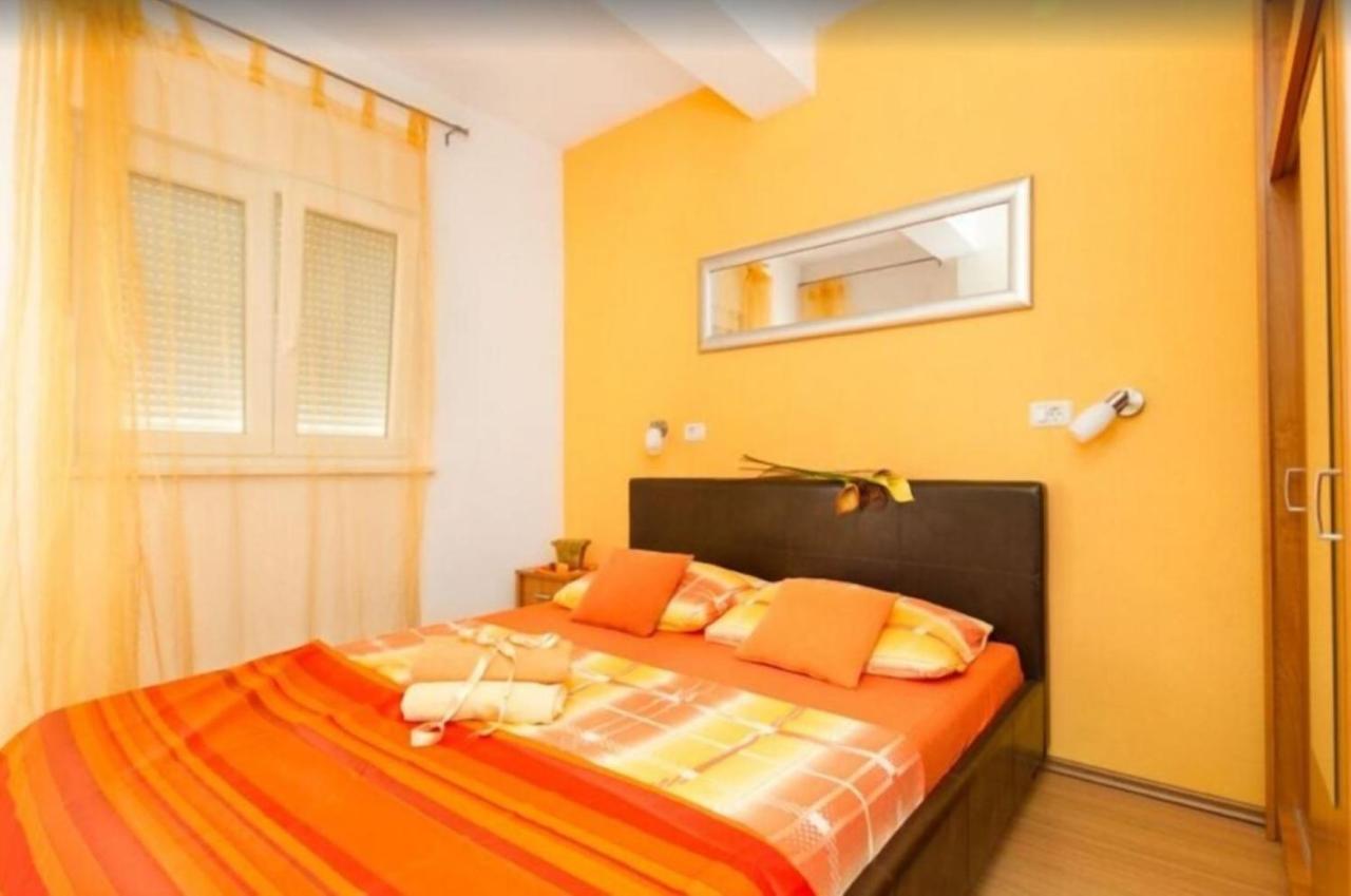 Apartments Villa Golden View Trogir Exterior photo