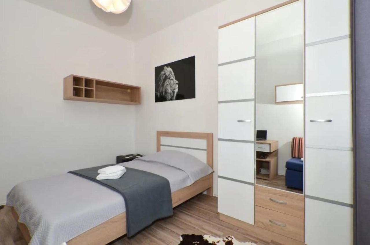 Apartments Villa Golden View Trogir Exterior photo